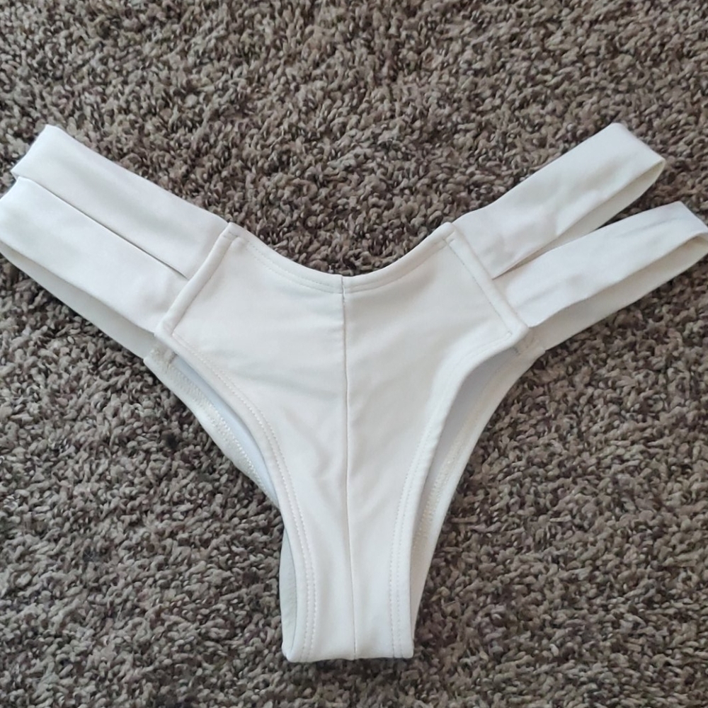 Montce swim bottoms